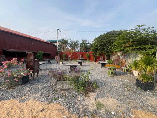 ដីលក់បន្ទាន់​ ផ្លូវ​មុខ​ក្រោយ​ ជាប់​ព្រែក​កំពត