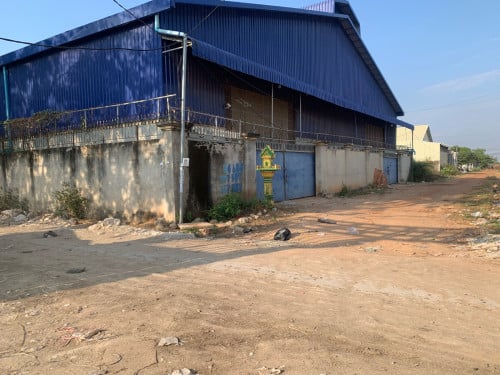 ឃ្លាំងកែង ជិតខុនដូ សែនសុខ
