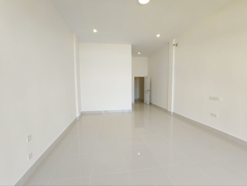 ផ្ទះអាជីវកម្មសម្រាប់លក់ គម្រោងCapital oneផ្លូវជាតិលេខ១