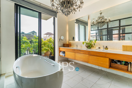 #FORSALE 11-Bedroom Building🍃✨-📍Teuk Thla, Phnom Penh