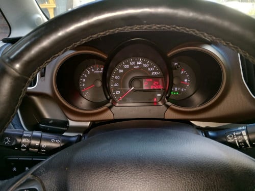 ថ្មីណាស់ Kia Ray 017 full ថ្នាំសុិនមួយជុំ