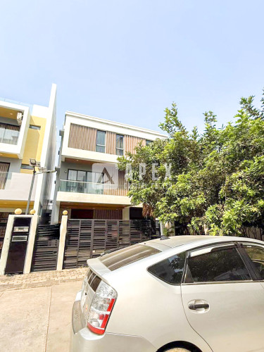 វីឡា សម្រាប់ជួល |Link Villa For Rent at the woodland 60M
