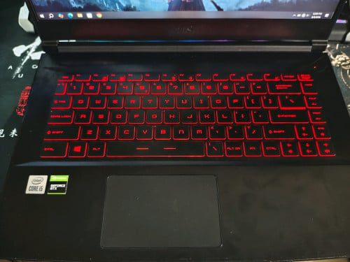 ចង់លក់ MSI Gs63 Thin 10SC របស់ប្រើផ្ទាល់ ភិនភាគ90%
