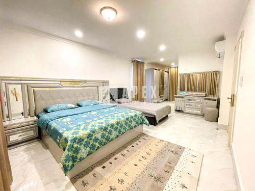 វីឡាទោល សម្រាប់ជួល | Single Villa For Rent at Peng Hout 60M