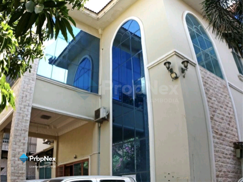 🏡 Villa for Rent – Toul Tompong