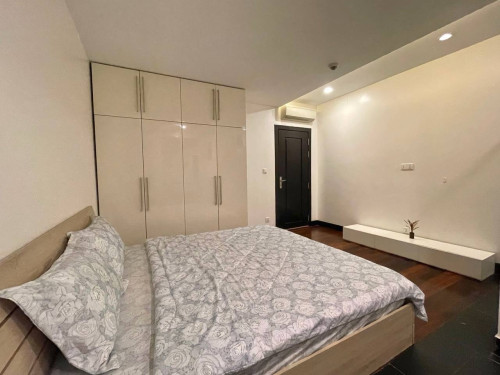 2 bedroom 800$ at Doun penh wat phnom