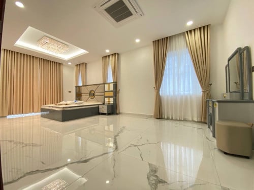 7 Bedroom Villa for Rent in Borey Vimean 598 AEON2