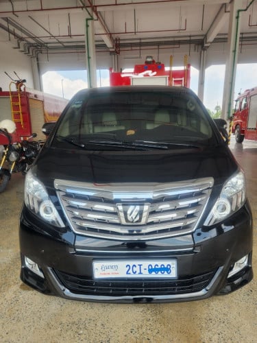 Deluxe Car Fore Rent