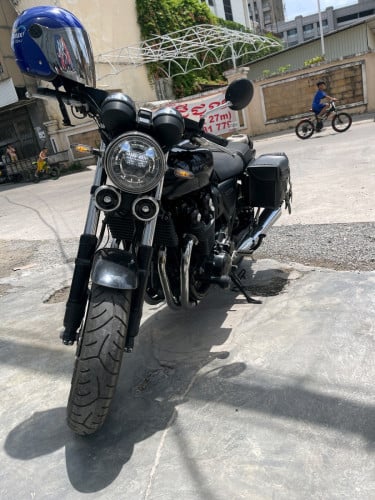 Honda CB1100 2019 black edition only 5,000km