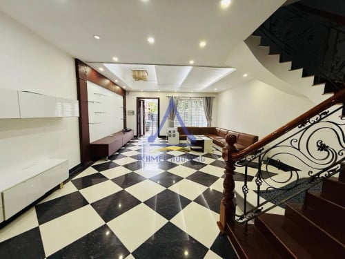 House 3 bedrooms for rent in Chrouy Changvar
