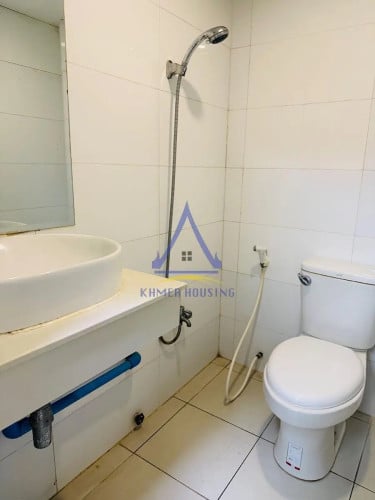 House 3 bedrooms for rent in Chrouy Changvar