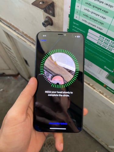 iPhone 11 Pro Max 64G មានស្កេន​ អេក្រង់GX