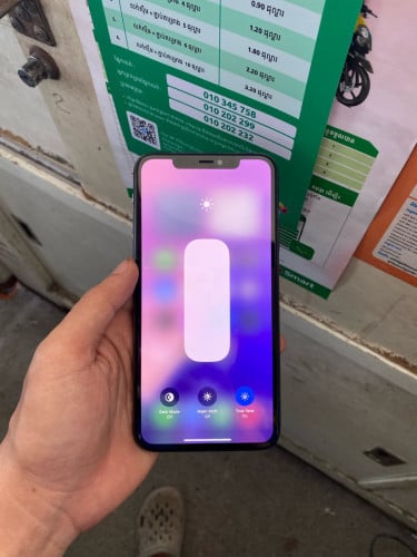 iPhone 11 Pro Max 64G មានស្កេន​ អេក្រង់GX