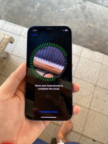 iPhone 12 64G មានស្កេន អេក្រង់ហ្សុីន