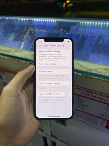 iPhone Xs 64G មានស្កេន​ អេក្រង់ហ្សុីន​