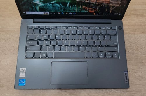 Laptop Lenovo V14 intel i5-11Th Gen [ដូចថ្មី 99.99%, ស្ដើង, ស្អាត, និងមានកម្លាំងខ្លាំង]