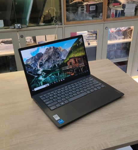 Laptop Lenovo V14 intel i5-11Th Gen [ដូចថ្មី 99.99%, ស្ដើង, ស្អាត, និងមានកម្លាំងខ្លាំង]