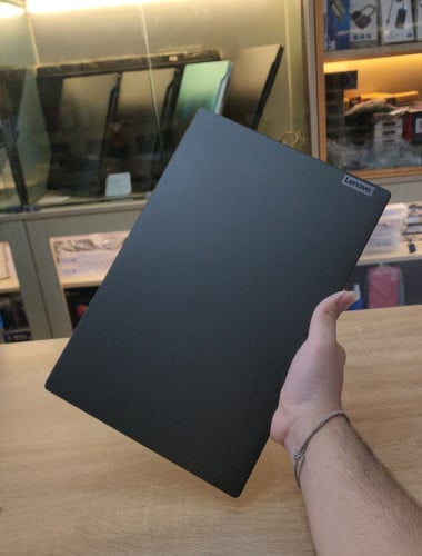 Laptop Lenovo V14 intel i5-11Th Gen [ដូចថ្មី 99.99%, ស្ដើង, ស្អាត, និងមានកម្លាំងខ្លាំង]