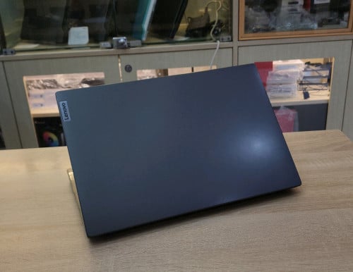 Laptop Lenovo V14 intel i5-11Th Gen [ដូចថ្មី 99.99%, ស្ដើង, ស្អាត, និងមានកម្លាំងខ្លាំង]