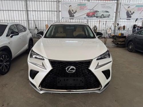 Lexus Nx200t 2016 ប៉ុង1 ឡើង F-Sport 2018 បាញ់ថ្ពាល់ឆ្វេង១