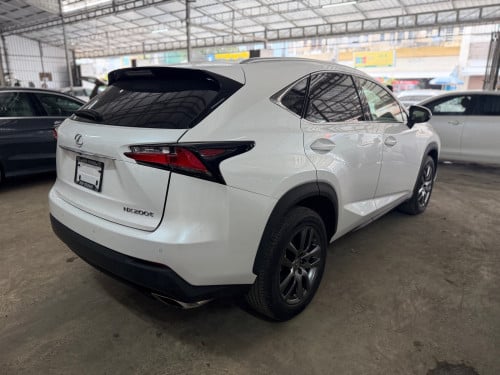 Lexus Nx200t 2016 ប៉ុង1 ឡើង F-Sport 2018 បាញ់ថ្ពាល់ឆ្វេង១