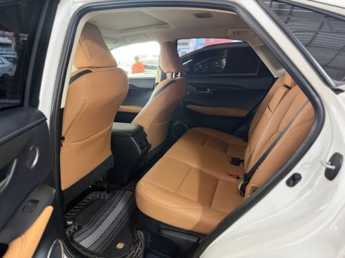 Lexus Nx200t 2016 ប៉ុង1 ឡើង F-Sport 2018 បាញ់ថ្ពាល់ឆ្វេង១