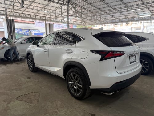 Lexus Nx200t 2016 ប៉ុង1 ឡើង F-Sport 2018 បាញ់ថ្ពាល់ឆ្វេង១