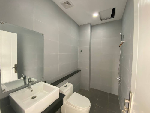 Link villa for rent ផ្ទះវិឡាកូនកាត់សម្រាប់ជួល ៥នាទីពីផ្សារពិភពថ្មីឈូកវ៉ា ២