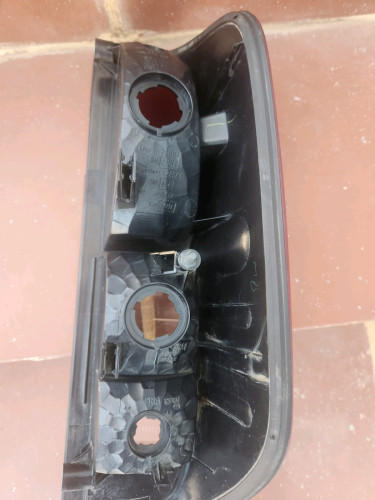 Nissan frontier tail light(left)