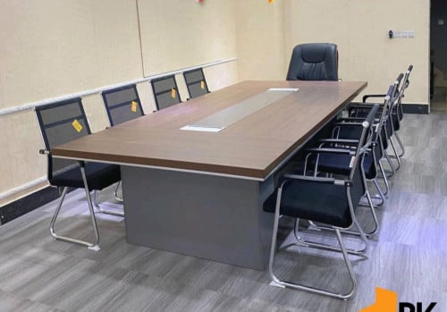 Office $700/month with furniture for lease in Toul Kork
