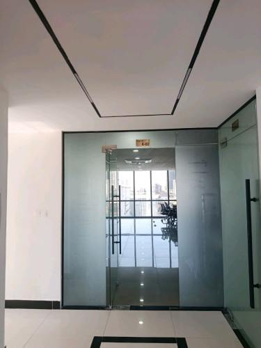 Office $700/month with furniture for lease in Toul Kork