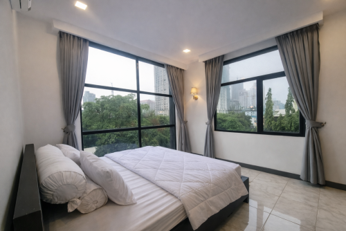 Service Apartment BKK1 | 2 Bedroom For Rent On 4 Floor