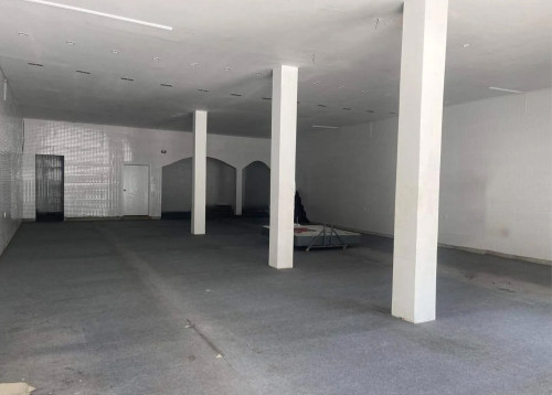 Showroom for rent in Boeng Kengkang Mauy
