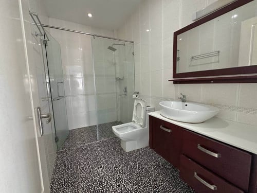 SPECIOUS TWO BEDROOM FOR RENT-PHSAR DERM THKOV🍀