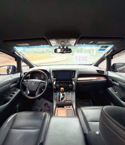 Toyota Alphard executive lounge 2017 កៅអីធំ