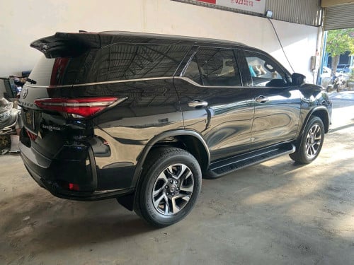 Toyota Fortuner 2023 ( Legender  )