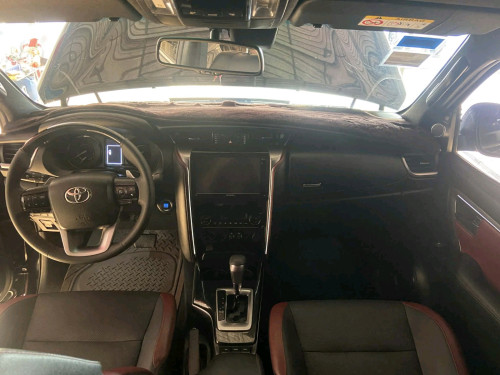 Toyota Fortuner 2023 ( Legender  )