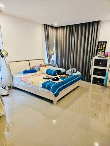 Villa Queen B for Rent