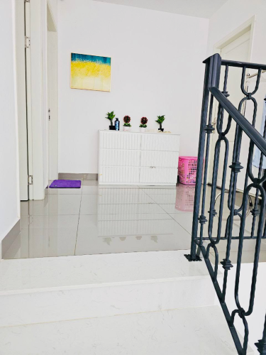 Villa Queen B for Rent