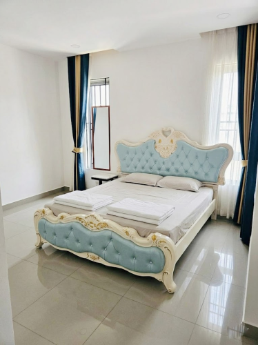 Villa Queen B for Rent