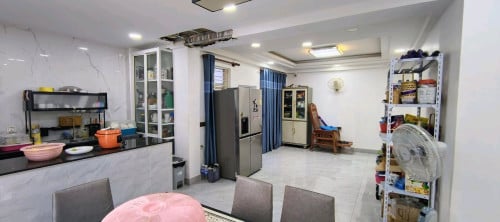 វីឡាកូនកាត់កែង លក់បន្ទាន់ខ្លាំង