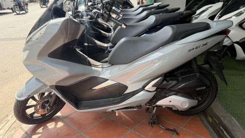 ឃ្លាំងម៉ូតូជប៉ុន 012-026