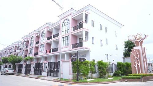 ផ្ទះជួលនៅបុរីភូមិសាគូរ៉ា ផ្លូវជាតិលេខ2