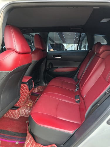 ប្រូម៉ូសិនពិសេស! 2024 TOYOTA COROLLA CROSS ឡានថ្មីខ្លាំងម្ចាស់ដេីមទិញពីក្រុមហ៊ុនផ្ទាល់