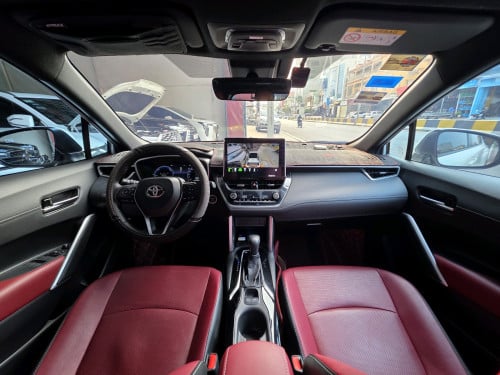 ប្រូម៉ូសិនពិសេស! 2024 TOYOTA COROLLA CROSS ឡានថ្មីខ្លាំងម្ចាស់ដេីមទិញពីក្រុមហ៊ុនផ្ទាល់