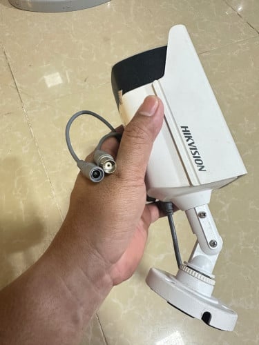 ក្បាលកាមេរ៉ាសុវត្ថិភាព HIKVISION លក់ 1 តម្លៃ $12