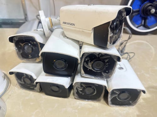 ក្បាលកាមេរ៉ាសុវត្ថិភាព HIKVISION លក់ 1 តម្លៃ $12