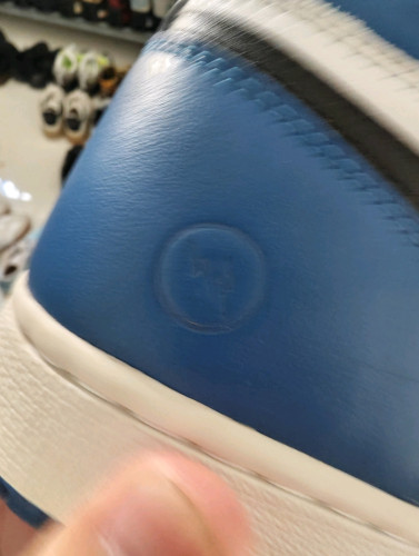 ស្បែកជើង Jordan 1 x Fregment size 44