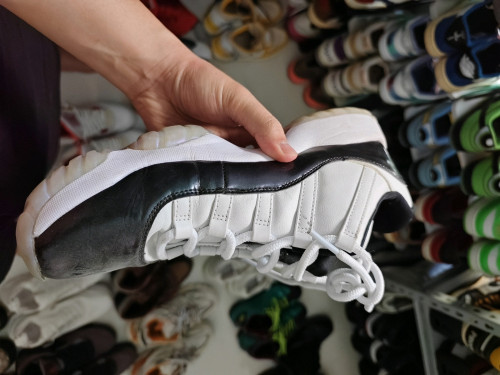 ស្បែកជើង Jordan 11 Low Chameleon - size: 44