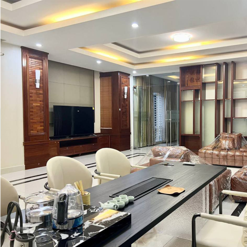 វីឡាឃីងសម្រាប់ជួល(កែង)/King Villa For Rent(Conner)